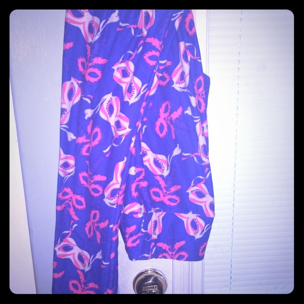 Lularoe leggings 💙 maskarade